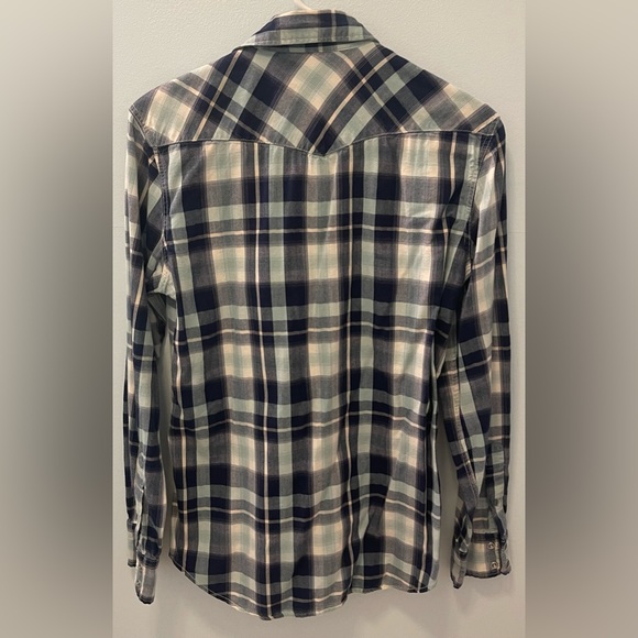 American Eagle Outfitters. Mens Snap button. Size Small. - Picture 3 of 3